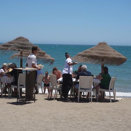 El Barquito Del Abuelo Apartment Малага Екстериор снимка