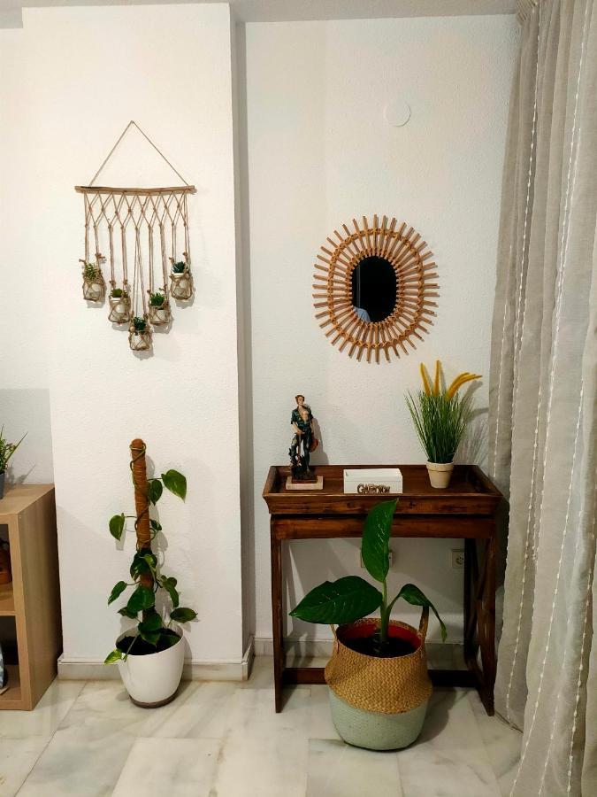 El Barquito Del Abuelo Apartment Малага Екстериор снимка