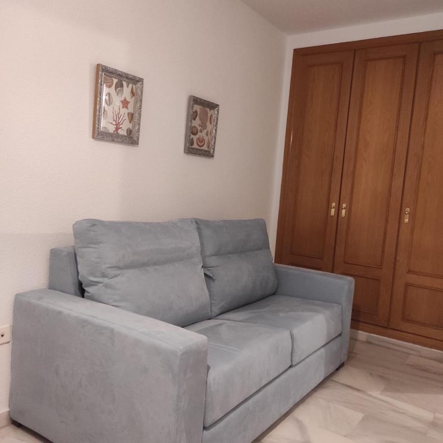 El Barquito Del Abuelo Apartment Малага Екстериор снимка