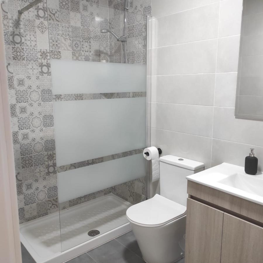 El Barquito Del Abuelo Apartment Малага Екстериор снимка