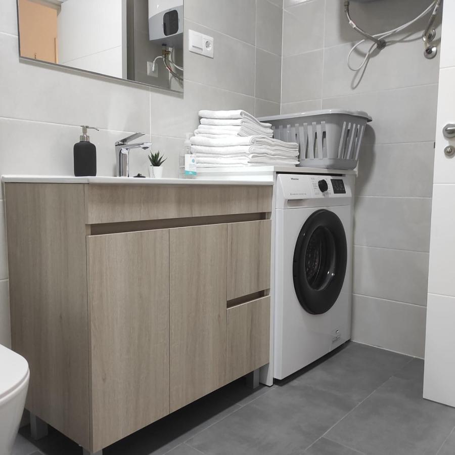 El Barquito Del Abuelo Apartment Малага Екстериор снимка